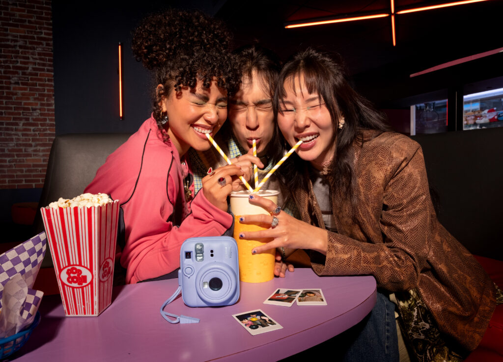 ¿Ya conocés la nueva Instax Mini 13? Te contamos por qué va a ser tu próxima compañera de aventuras 📸✨